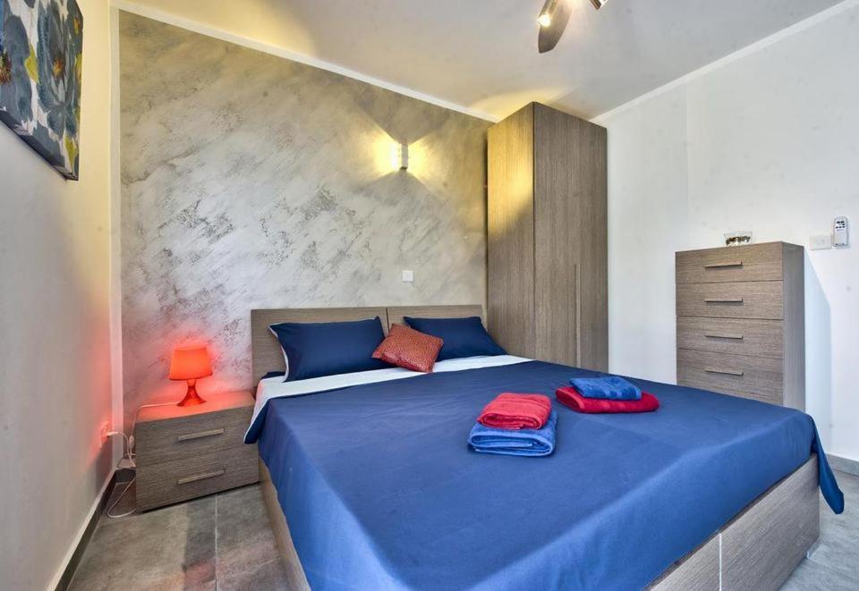 Two Bedroom Apartment *